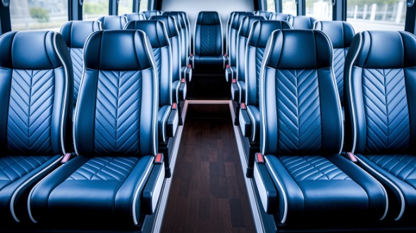 racine 28 passenger minibus rental